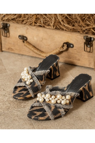 Dabab Shoes Anka Kadın Hasır Dokulu İncili Kalın Topuk Leopar Terlik Sandalet