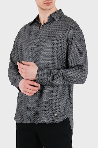Emporio Armani Desenli Relaxed Fit Uzun Kollu Gömlek Erkek Gömlek Em005762 Af13285 Fc318 Siyah SİYAH