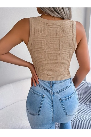 Leyla Sanat Sanata Yeni Bir Bakış Açısı Kadın Askılı Bisiklet Yaka Güpüs Dekolteli Triko Crop Bluz Bej