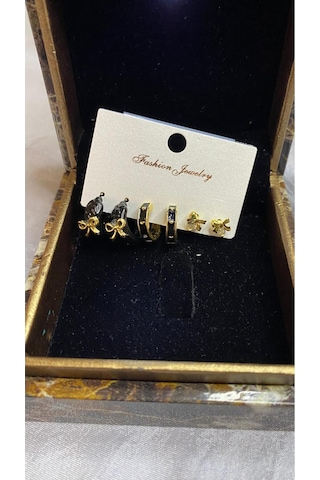 Fiyonk Detay Siyah Ve Gold Tasarım Küpe Seti Renkli
