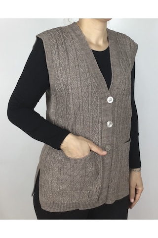 Önü Düğmeli Cepli Yünlü Kısa Anne Yelek Vizon