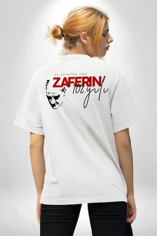 Defymoda 30 Ağustos Zafer Bayramı Atatürk Temalı Oversize Bisiklet Yaka T-shirt - Beyaz