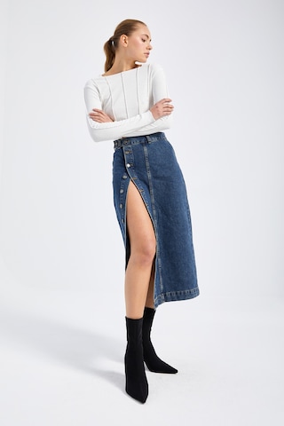 it's basic Kadın Tint Kot Rengi Tilia Önü Düğmeli Maxi Boy Denim Etek