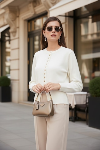 Lela Premium Comfort Fit Yuvarlak Yaka Crop Triko Bayan Hırka 680Hi00164 Ekru