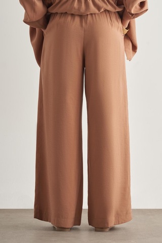 Mizalle Modal Karışımlı Rahat Kesim Beli Lastikli Camel Pantolon Taba