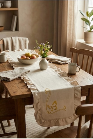 Nakış Detaylı Fırfırlı Masa Runner 40x120 Cm Şık Dekoratif Masa Ve Konsol Örtüsü Açık Krem