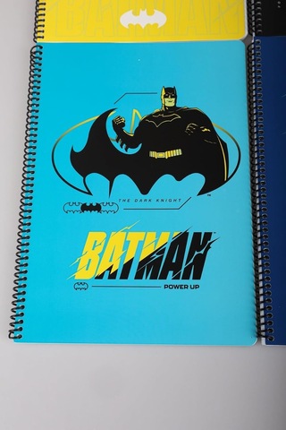 Lisanslı A4 80 Yaprak Çizgili Defter, Çok Renkli