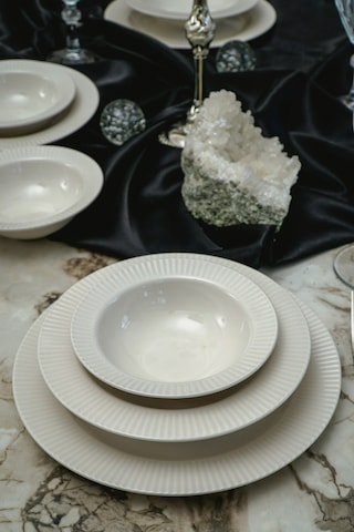 Heda Porselen Elif 18 Parça 6 Kişilik Porselen Yemek Takımı