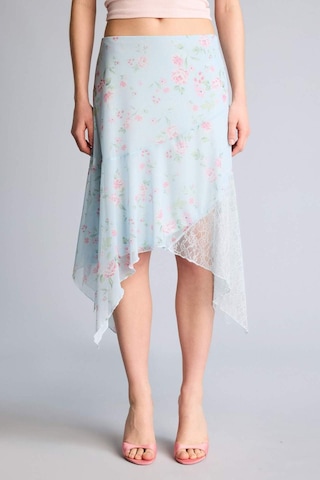 Defacto Asimetrik Floral Normal Bel Penye Astar Tül Mini Etek H0802ax26spbe251 Mavi-be251