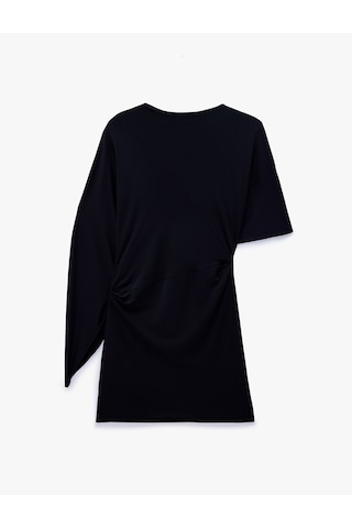 Koton Drape Detaylı Slim Fit Yuvarlak Yaka Uzun Pelerin Kol Detaylı Mini Elbise Siyah 7wak80049ek