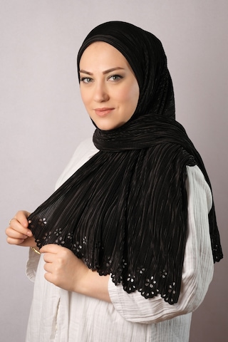 Siyah Pratik Hazır Geçmeli Tesettür Eşarp Fukuro Piliseli Çiçek D Siyah