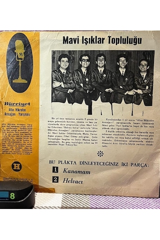 Mavi Işıklar - Helvacı / Kanamam Hürriyet Altın Mikrofon 1965 45'lik Plak
