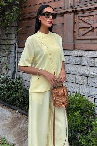 Sensuelle Hakim Yaka Çapraz Düğmeli Plazzo Pantolon Viscon Keten Takım 10209 Altın