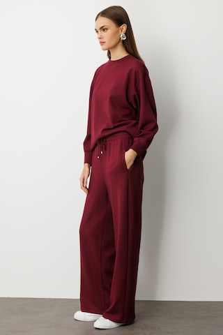 Mizalle Beli Lastikli Yumuşak Dokulu Mürdüm Jogger Pantolon Mürdüm