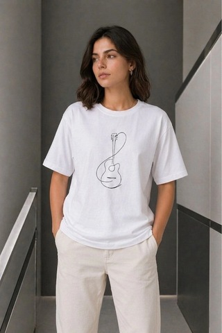 Wear Vexel Kadın Minimal Gitar Baskılı Tişört T-shirt Yazlık Kısa Kol Bisiklet Yaka T-shirt - Beyaz Beyaz