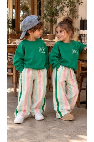 Hey Hi Sırt Kabartma Baskı Detaylı Sweatshirt Ve Renkli Çizgili Eşofman Kız & Erkek Çocuk Alt Üst Ta Yeşil
