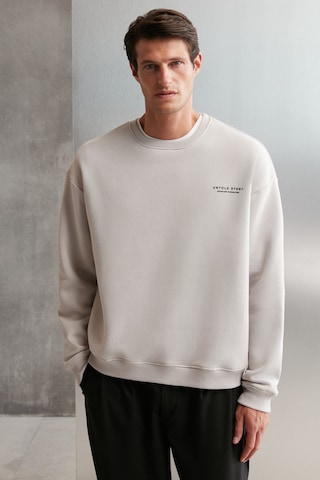 Grımelange Bryan Erkek Yumuşacık Kumaşlı 3 Iplik Oversize Bol Kesim Yuvarlak Yakalı Baskılı Gri Sweatshirt