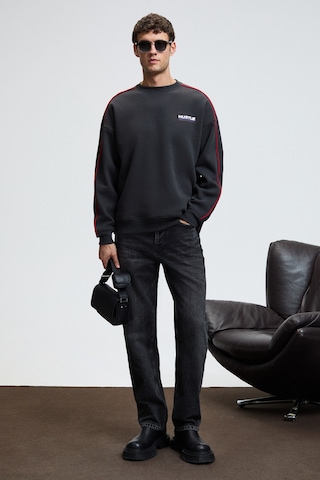 Grimelange LEIF Erkek Kolları Biyeli Önü Baskılı Yuvarlak Yaka Oversize Antrasit Sweatshirt