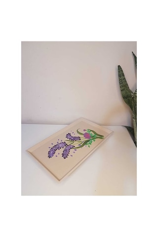 El Boyaması Lavanta Desenli Ahşap Tepsi Bej