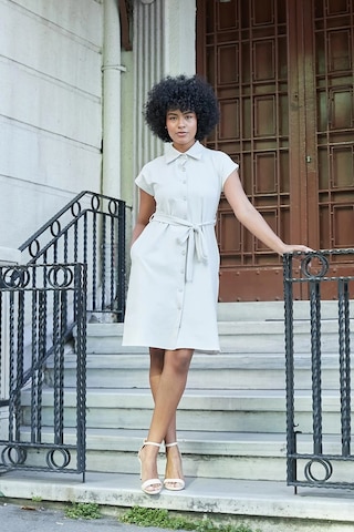 Kadın İpeksi Modal Kumaş Yakalı Düşük Omuzlu Diz Altı Kuşaklı Düğmeli Elbise-taş Taş