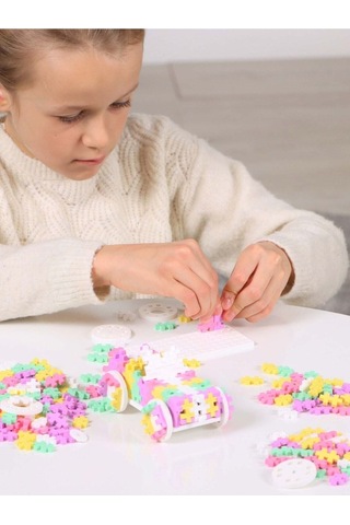Plus - Plus Minecraft Temalı Silindir Kutuda Color Cars Candy Şeker Arabası Yapı Oyuncağı 200 Parça
