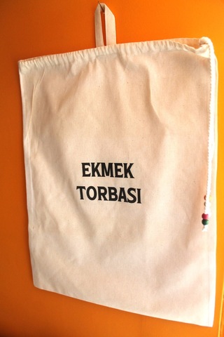 Büyük Boy Dekoratif Boncuklu Büzgülü Askılı Keten Ekmek Torbası