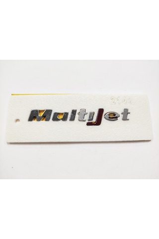Fiat Multijet Kırmızı Arma Bagaj Yazısı Yapıştırma 10.6cmx1.3cm 2149