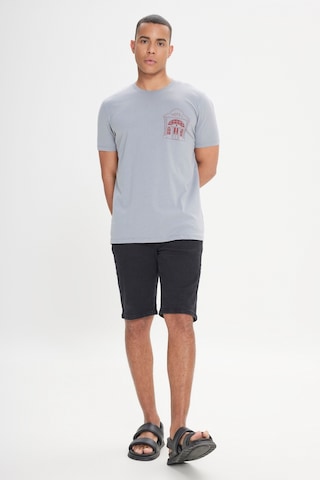 AC&Co / Altınyıldız Classics Erkek Grı Standart Fit Normal Kesim Baskılı Bisiklet Yaka Tişört Gri