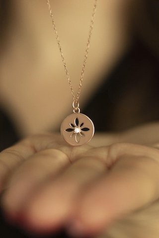 Bybarun Çiçek Motifli Yuvarlak Tektaş Kolye Rose Gold