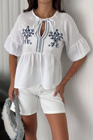 Noa & Noa Kadın Nakış Detaylı Bağlamalı Peplum Gömlek Summer Bloom Beyaz