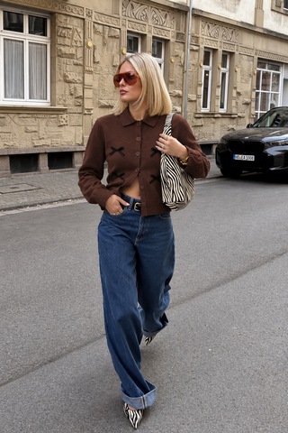 Nilza Berlin Fiyonk Kurdele Detaylı Polo Yaka Triko Hırka Kahverengi