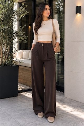 Unika Boutique Kadın Yüksek Bel Pileli Düğme Detaylı Bol Kesim Likralı Palazzo Kumaş Pantolon siyah