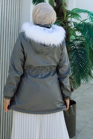 Belden Bağcık, Çıtçıt Ve Fermuar Detaylı Kapşonlu Kısa Deri Mont Brc6266 Gri