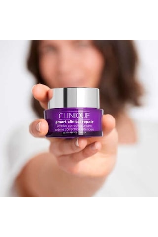 Clinique Smart Clinical Repair   Cilt Bakım Kremi 50 ML