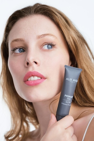 Alix Avien Işıltı Ve Aydınlık Görünüm Sağlayan Nemlendirici Etkili Makyaj Bazı 30 ML
