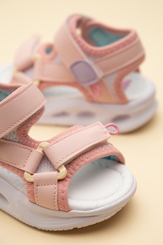 Dilimler Ayakkabı Şirinbebe Ortopedik Kız Bebek Sandalet Pembe Işıklı Taban Cırtlıyan Kapalı-4743