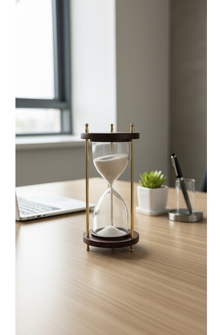 Ahşap Kaideli Dekoratif Kum Saati 14 Cm Beyaz Kumlu Altın Rengi Metal Lüks Vintage Ofis Hediyelik