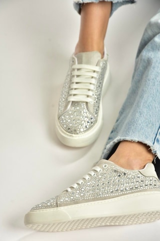 Fox Shoes Y444708402 Siyah Süet Taş Detaylı Kadın Spor Ayakkabı Sneakers Gümüş