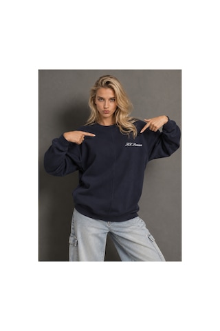 Hk Premium Sweatshirt Bisiklet Yaka Hk Premium Logolu Erkek Basic Lacivert
