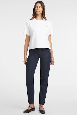 Guess Kadın Boxy Mini Üçgen Logolu T-shirt Beyaz