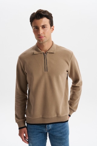 AR-MA Arma Erkek Selanik Kumaş Polo Yaka Yarım Fermuarlı Regular Fit Sweatshirt Kazak K30554697902 Füme - Gri
