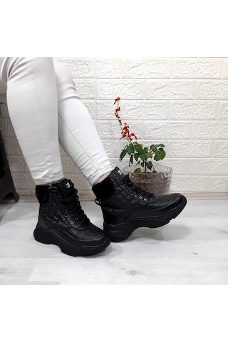 M.p 1408 Siyah Kaymaz Taban 18cm Kısa Bayan Bot 001