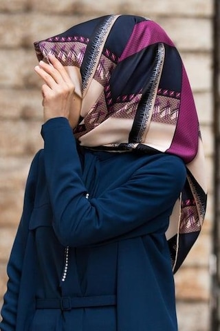 Vissona Tivil İpek Eşarp 17540 - 0026 - 0033 Lacivert Batik Desen lacivert