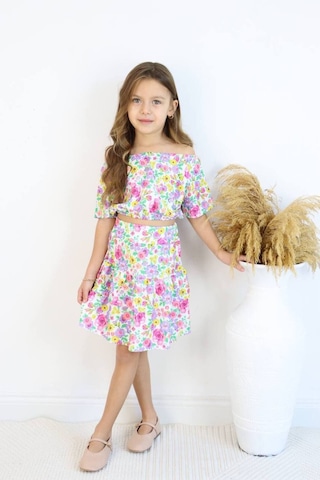 Carmen Yaka Madonna Desenli Etekli Takım - Bahar Esintisi Bahar Esintisi Etekli Takım Çok Renkli