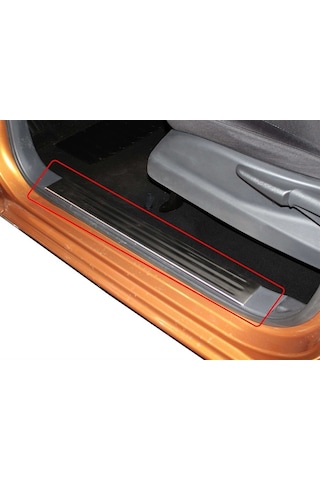 Nissan Navara Kapı Eşiğ P. Çelik 4 Prç. 2016 ve Sonrası