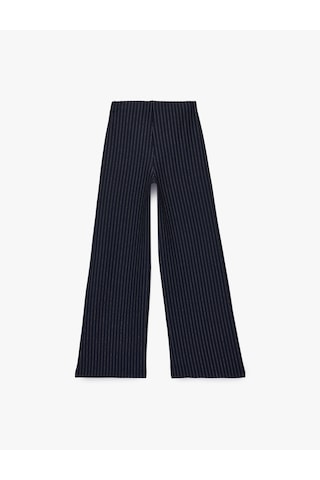 Koton Viskon Karışımlı Geniş Paça Çizgili Palazzo Pantolon Beyaz Çizgili 7wak40018ek