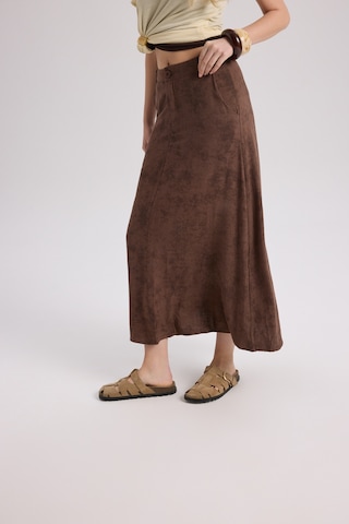 Mai Collection Mai Studios Co. Garias Cepli Uzun Batik Desenli Kahve Etek Kahve