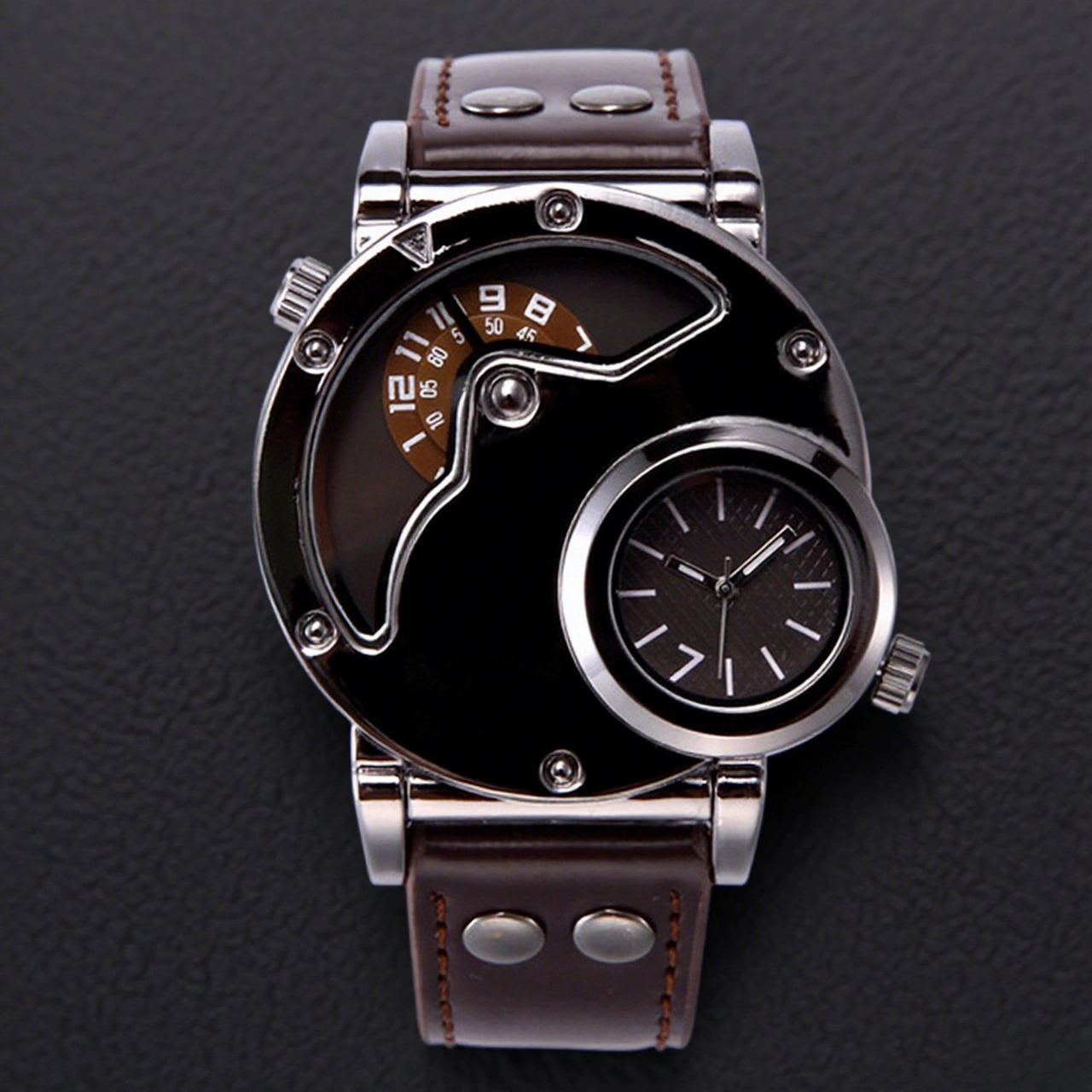 Xindoker Erkek Spor Kol Saati, Büyük Ekranlı, İki Zaman Dilimi, Kronometre Fonksiyonu, Kahverengi Pu Deri Kordon Çok Renkli