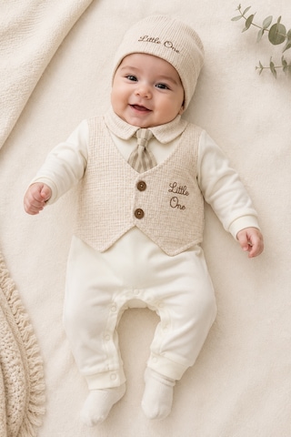 Beniizle Little One Nakışlı Şapkalı Kravatlı Erkek Bebek Tulum Ekru