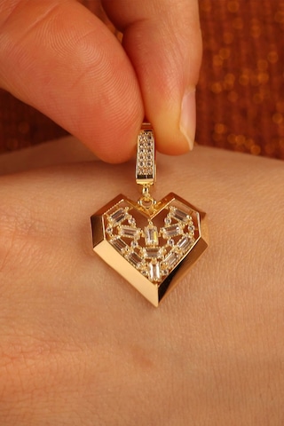 Baget Taşlı Kalp Altın Kolye Ucu